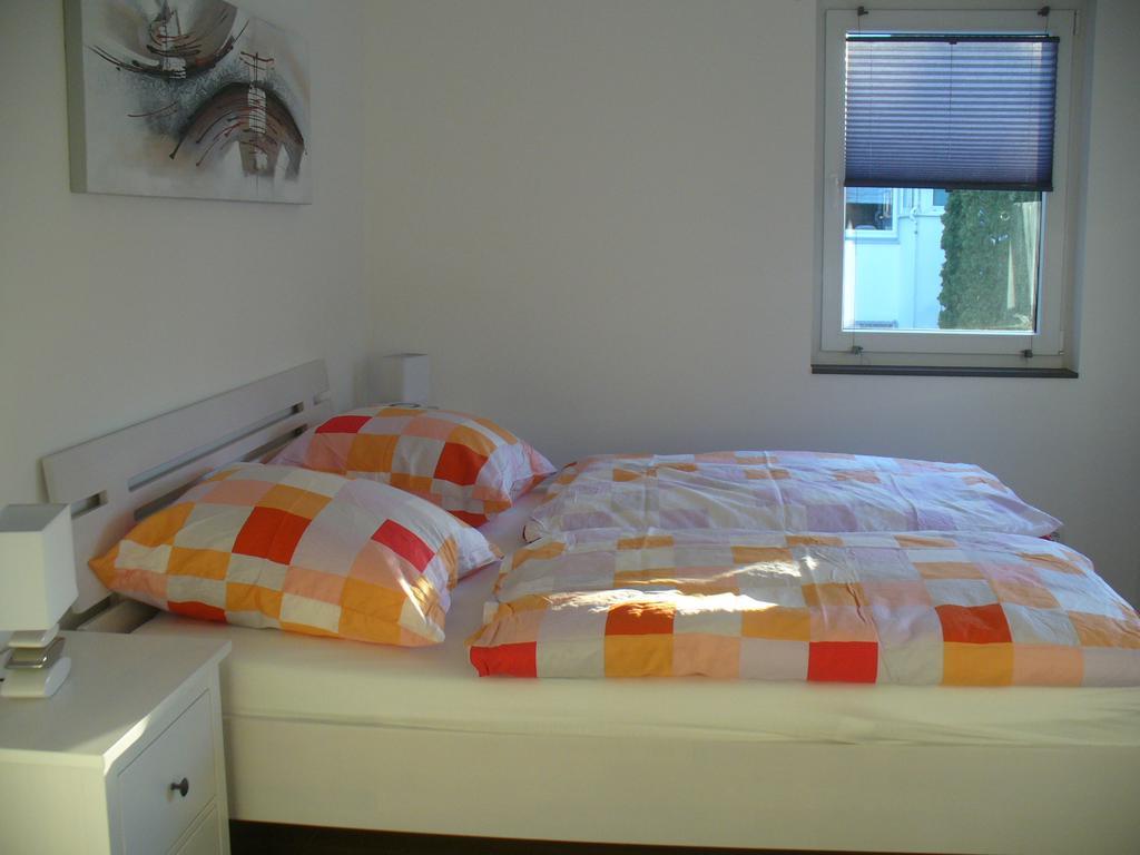 Ferienwohnung Rheinaue Koln Bagian luar foto